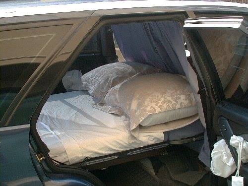 car-camping-bed1